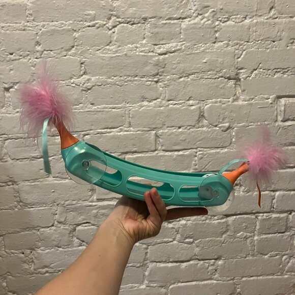 smartykat Other - SmartyKat Track Tipper Suction Cup Ball Track Cat Toy